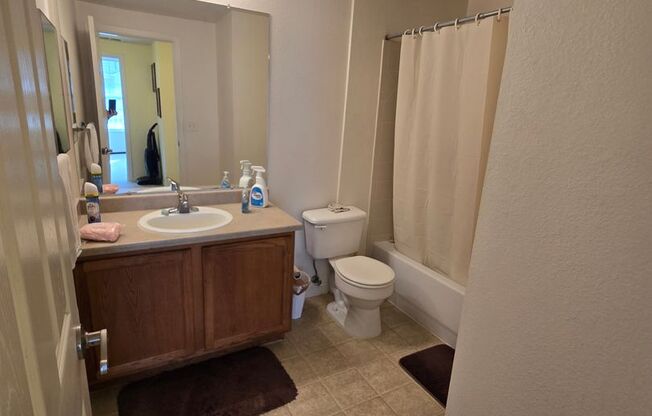 2 beds, 2 baths, $1,950, Unit # 1 203