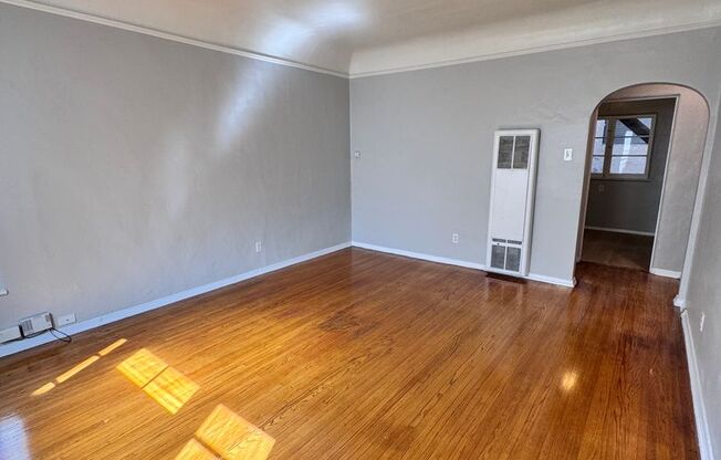 125 Granada Ave