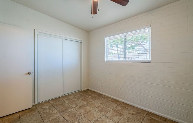 2 beds, 1 bath, 850 sqft, $1,095, Unit 5632 S. Montezuma St.  # 01