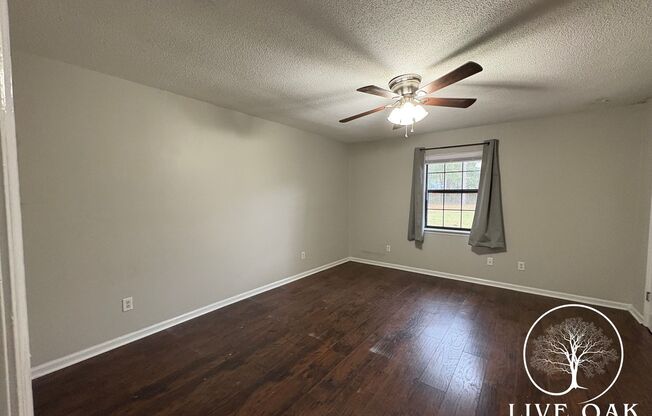 3 beds, 2 baths, $1,825