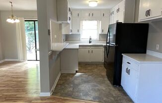 2 beds, 1 bath, $1,495