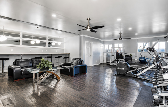 Studio, 1 bath, $1,395