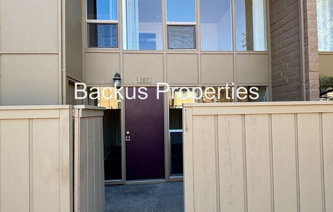 Two bedroom condo in private area in Monterey