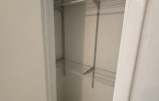 Studio, 1 bath, 372 sqft, $1,600, Unit #2