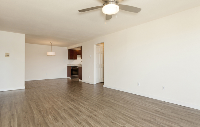 2 beds, 2 baths, 930 sqft, $3,845, Unit 406