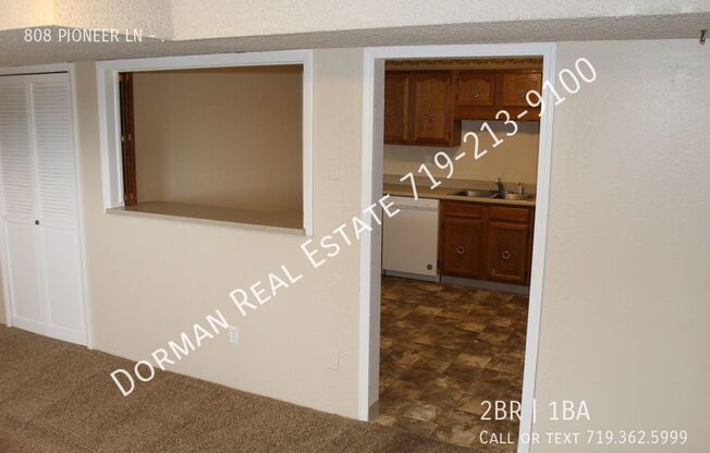 2 beds, 1 bath, 1,250 sqft, $1,295