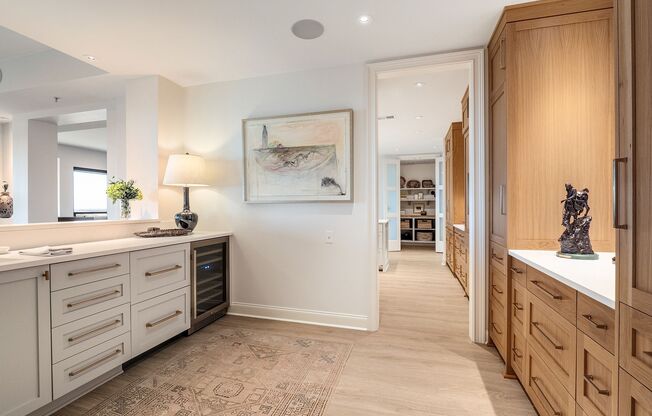 3 beds, 3.5 baths, $10,000, Unit Units 1005-1006