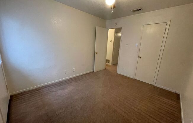 2 beds, 1 bath, 795 sqft, $725, Unit Apt D