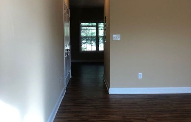 1 bed, 1 bath, 808 sqft, $675, Unit G4