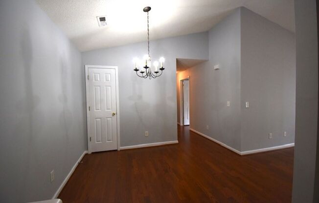 2 bedroom 2 bath unit ready for you to move in!