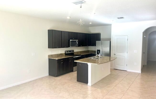 3/2.5 GATED COMMUNITY - TOWNHOUSE - GREAT SCHOOLS IN PALMER RANCH