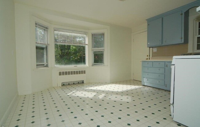 122 WARREN