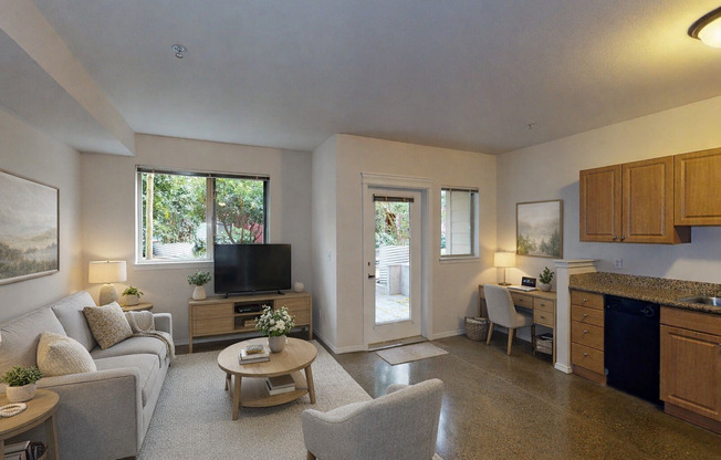 Studio, 1 bath, 610 sqft, $1,695, Unit 213