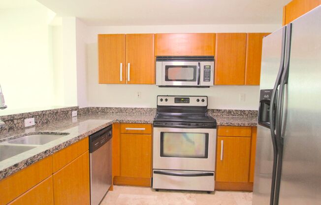 1 bed, 1.5 baths, 924 sqft, $2,700, Unit Unit 310