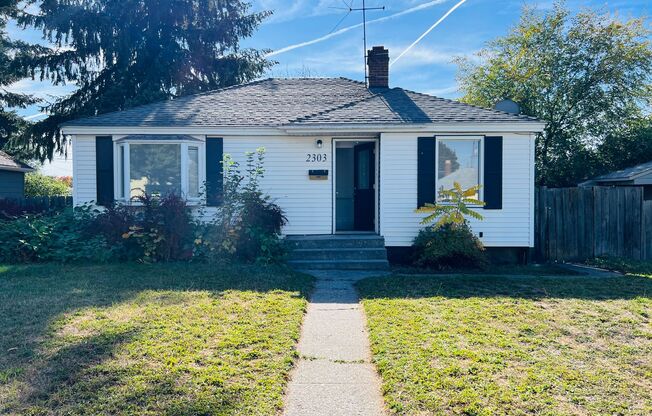 3 bedroom, 1 bathroom (one egress room) Single Family Home Available now!