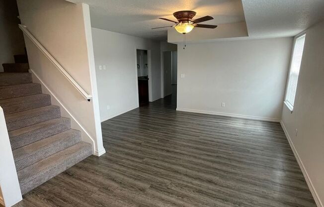 3 beds, 2 baths, $1,295, Unit 1205 Montana Place B