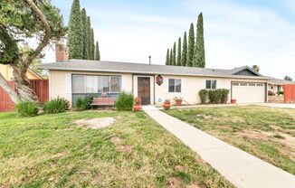 Charming Single-Family Home in Simi Valley