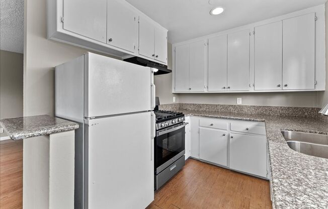3100 W 99 ST