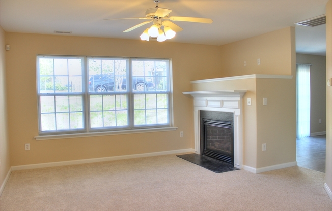 Nice 4 bedroom home in SW Durham with bonus room!