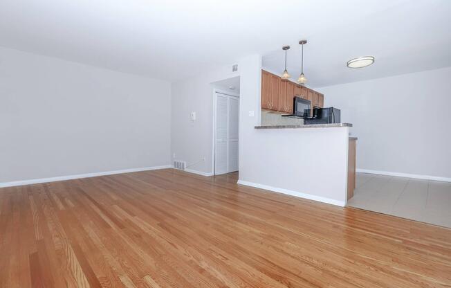 APARTMENTS FOR RENT IN PHILADELPHIA, PA