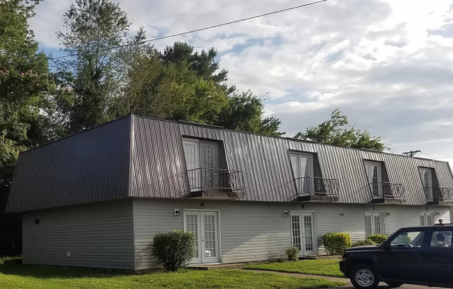 2108 Ashland City Rd