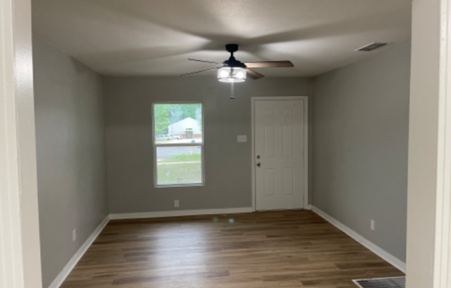 2914 W GENTRY PKWY