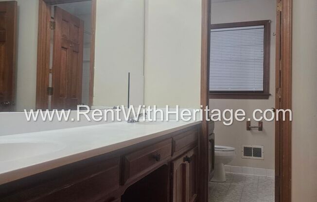 3 beds, 2 baths, $1,750