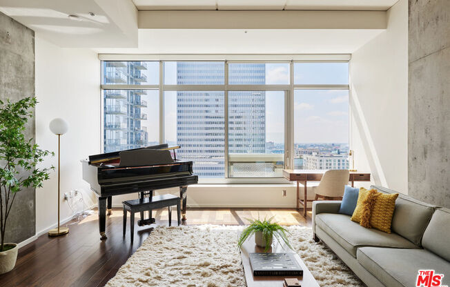 1 bed, 1 bath, 970 sqft, $3,500, Unit 1307