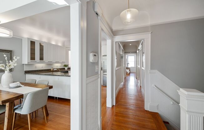 Bernal Heights: Remodeled Unfurnished Top Floor Condo w/ Garage Parking & Shared Yard