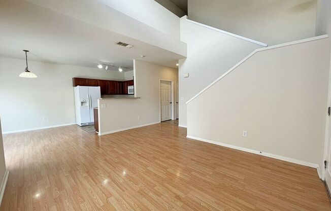 10443 GOLD SHADOW AVE