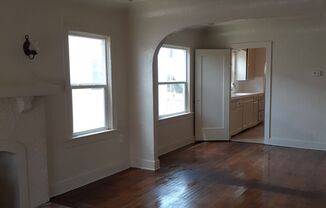 3 beds, 1 bath, $3,295