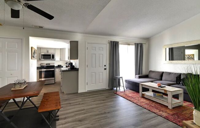 1 bed, 1 bath, 550 sqft, $1,995, Unit 580 Unit 3