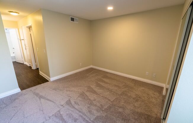 2 beds, 2 baths, 1,220 sqft, $2,948, Unit 305