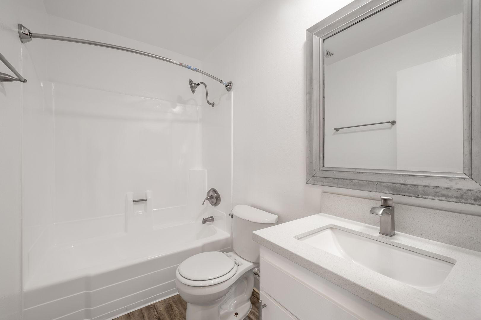 1 bed, 1 bath, 695 sqft, $1,798, Unit 204