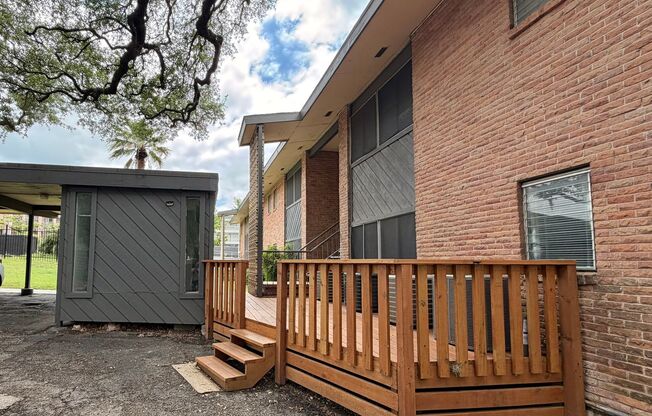 Shanti Apartments