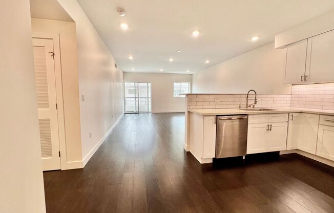 5758 Camellia Ave.