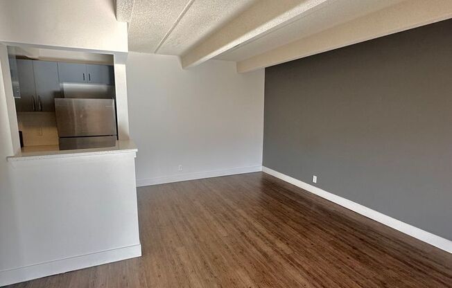 1 bed, 1 bath, 890 sqft, $1,449, Unit 211