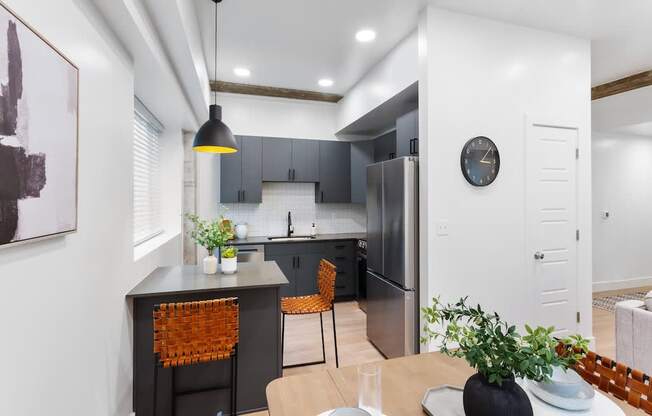 Maye House Apartments