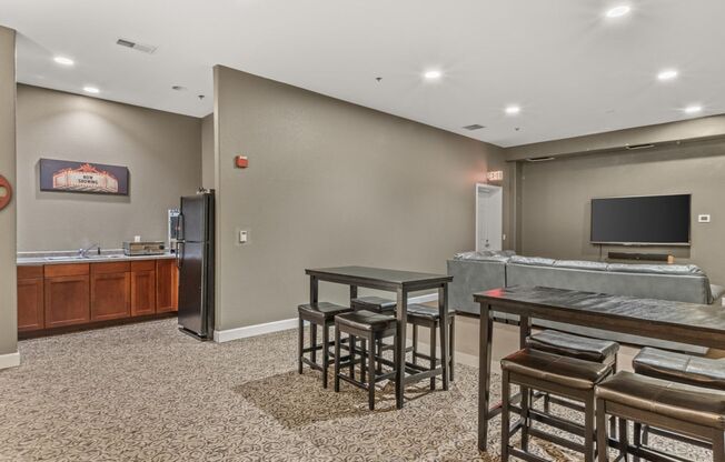 2 beds, 2 baths, 1,198 sqft, $1,925, Unit 3313