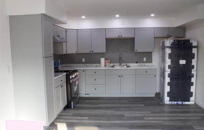 2092 CANARSIE RD