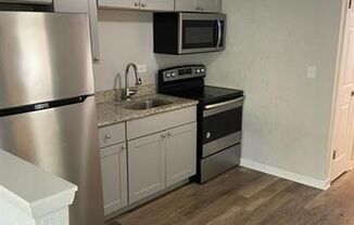 8280 8290 ROOSEVELT RD