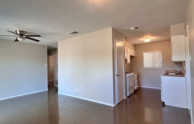 3 beds, 1 bath, $1,195