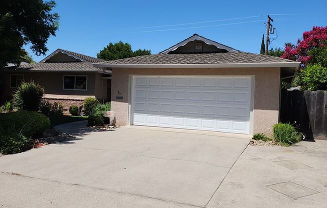 3 Bedroom 2 Bathroom In the Sylvan School District
