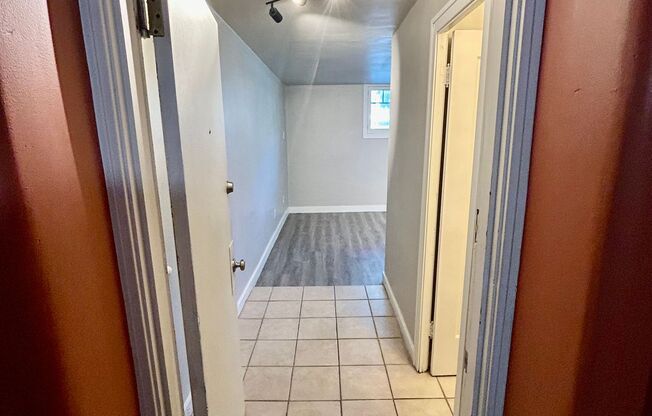 Studio, 1 bath, 200 sqft, $895, Unit 2