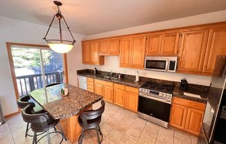 3 beds, 2 baths, $4,200