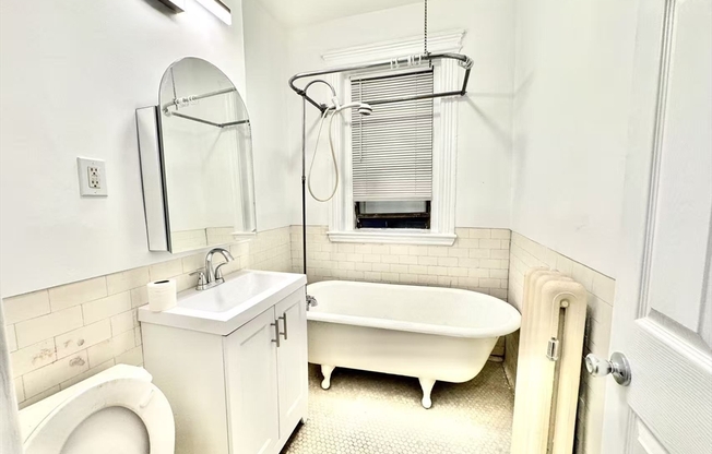 1 bed, 1 bath, 485 sqft, $2,750, Unit 160