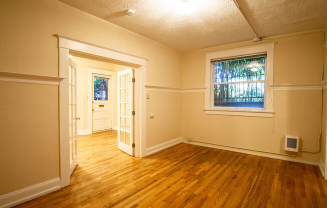 Adorable Garden Level 1 Bedroom w/ Hardwood Floors & French Doors!