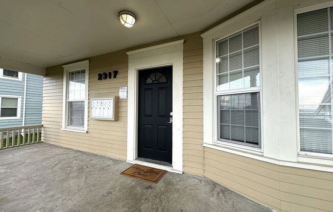 Studio, 1 bath, 325 sqft, $1,195, Unit Unit 5