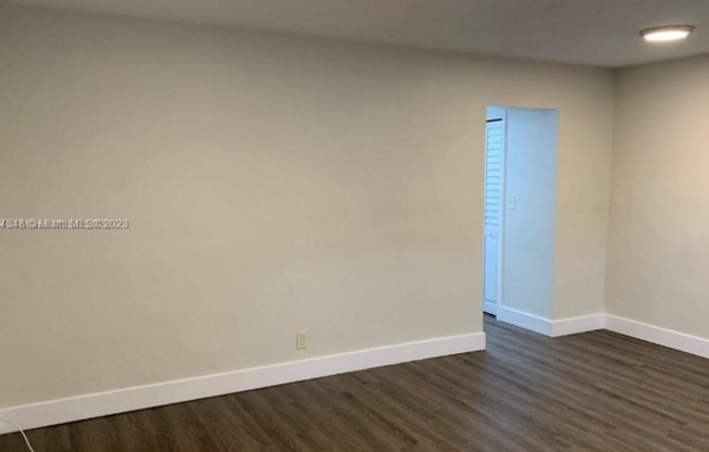 1 bed, 1 bath, 650 sqft, $1,550, Unit 105