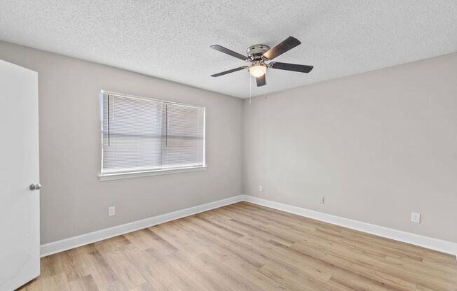 3 beds, 2 baths, 1,124 sqft, $1,199